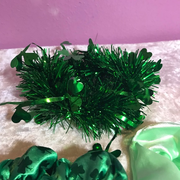 Three St. Patrick’s Day Scrunchie Decorative Hair Ties Shamrock Green Party 3pc - Picture 6 of 8